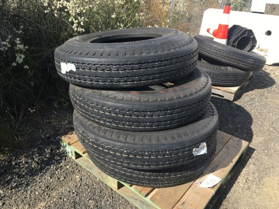 Pallet of (4) Misc CR-918 10.00-20 Tires.
