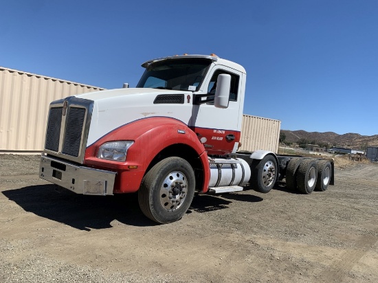 2018 Kenworth T880 Cab & Chassis,