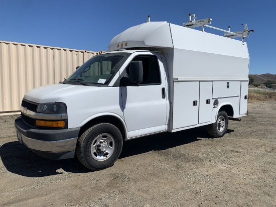 2021 Chevrolet Express 3500 Enclosed Service