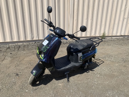 Unused IR-IRMOTO Scooter,