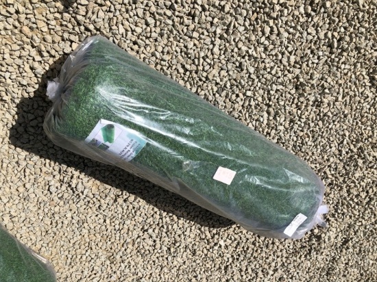 3.3ft x 49.2ft Roll of Unused Artificial Turf,