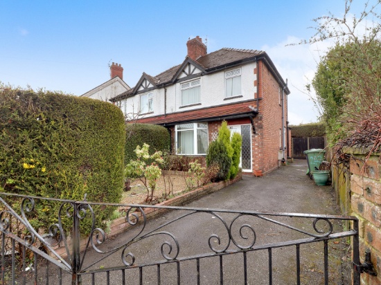 Crook Lane, Winsford, Cheshire, CW7 3EQ