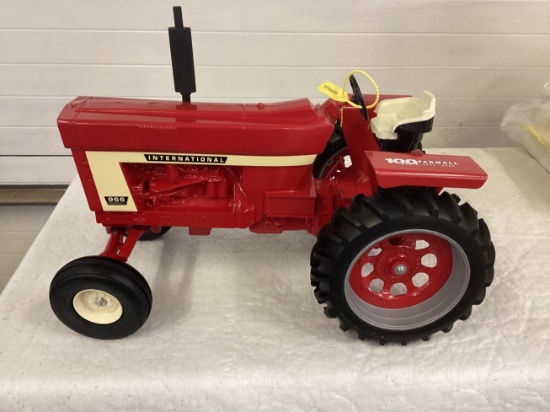 International 966, 1/8th Scale