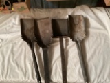 Ash Shovels