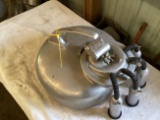 Seamless Surge Milking Bucket
