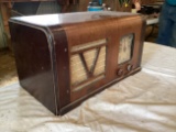 MusicAire 572T Battery Radio