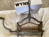 Lakewood 200 Wringer