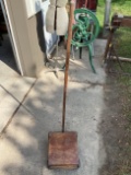 Puller Bearing Forrington Carpet Brush