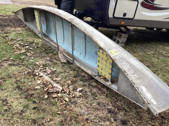 16' Aluminum Canoe
