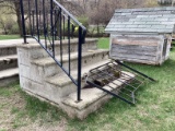 4-Step Cement Stairs 5' w/ railing