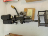 Vintage Shotgun Reloader and Crimping Tool