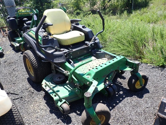 John Deere Z915B Commercial Grade Zero Turn Mower