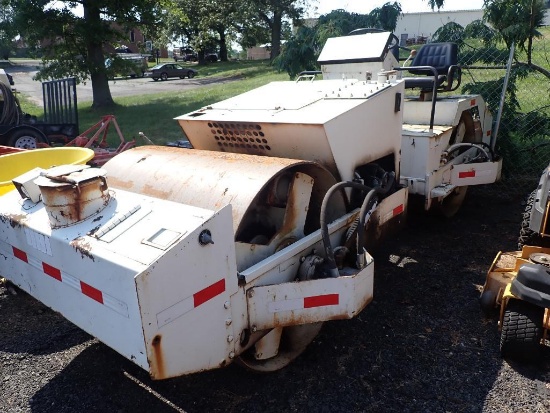 Tampo Asphalt Roller