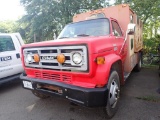 1978 GMC Sierra 6000 Dump Truck with Leaf Box