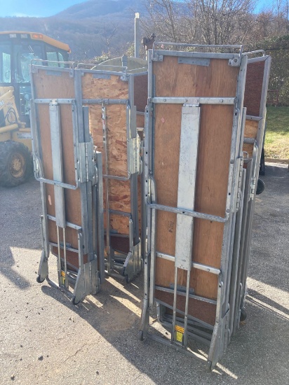 6 Portable Stage Risers