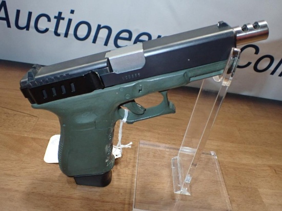 Custom Glock Model 23 40 Caliber