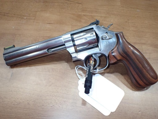 Smith and Wesson Model 617 22 Caliber Revolver