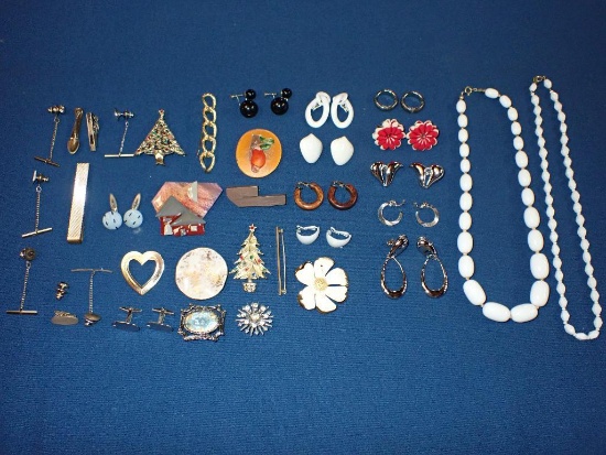 Box Lot of Costume Jewelry