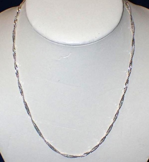 Lady's Sterling Silver Chain