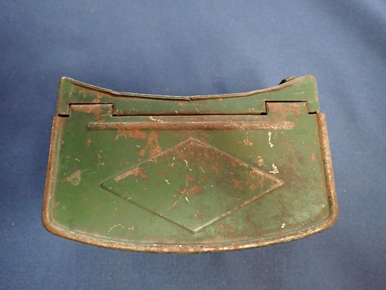 Vintage Medal Warm Box