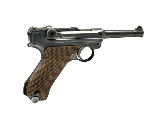 Collector Grade Luger D W M 9 mm Pistol