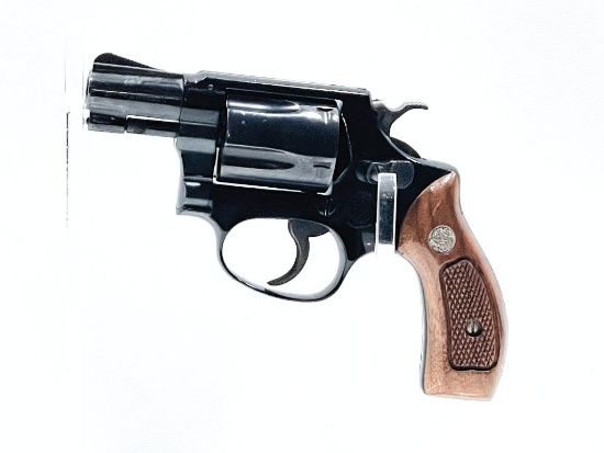 Smith and Wesson, Model 37 Airweight 38 Special Revolver