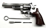 Smith & Wesson Model 629 , 44 Magnum Revolver