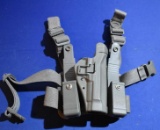 Blackhawk Leg Tactical Holster with 2 Magazine Holders