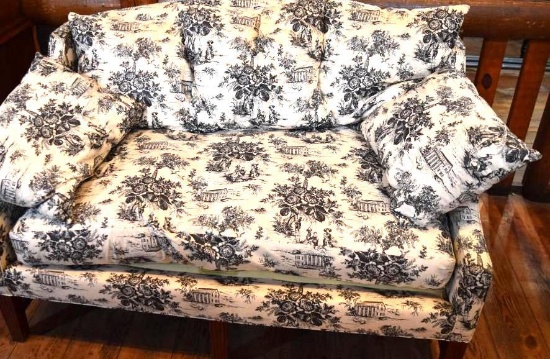 Hickory Furniture Love Seat