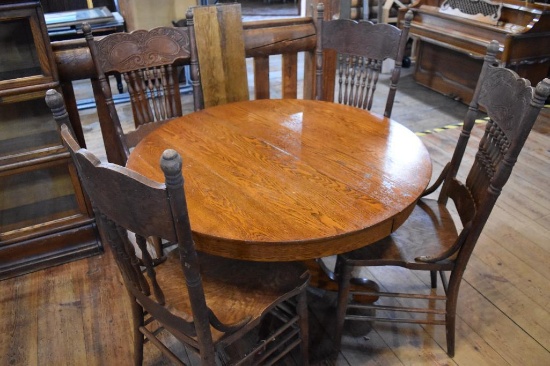 Solid Oak Round Table with 4 Chairs