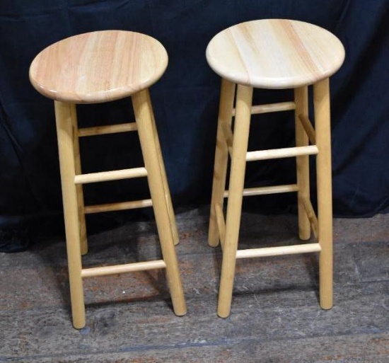 2 Oak Bar Stools