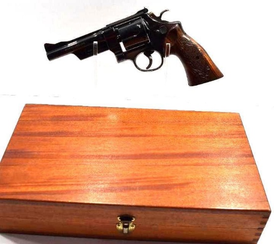 Wood Boxed Smith & Wesson Model 27-2, .357 mag Revolver