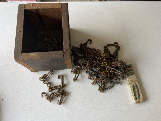 Vintage Box with Chain-link Pieces and Chain tool