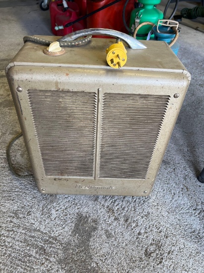 Vintage Metal Heater