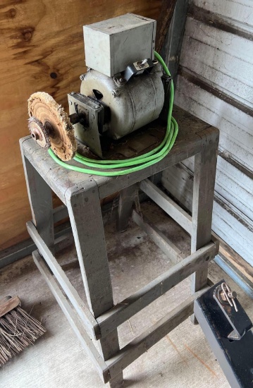Polishing Wheel on Wood Stand