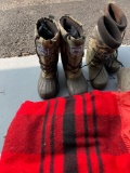 Boot and Blanket lot