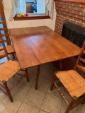 Drop Leaf Dining Room Table with Four Chairs