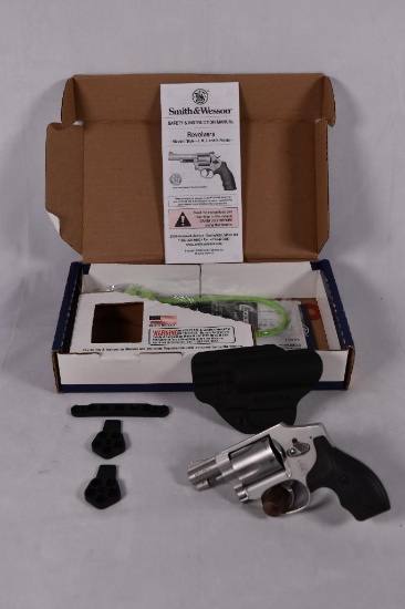 Boxed Smith and Wesson model 642-2 Airweight, .38 S&W special revolver
