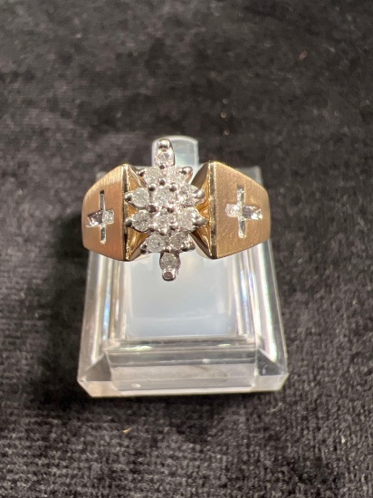 10k Diamond Cluster Cross Ring