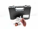 Bond Defender .45 Colt, .410 Gauge, with .22Mag Barrel set