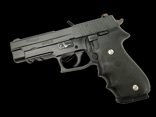 Sig Sauer P220 ST, 45 Auto Caliber Pistol