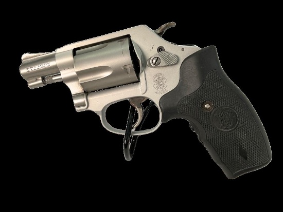 Smith & Wesson Airweight, Model 637-2, 38 Special+P Revolver with Built in Laser
