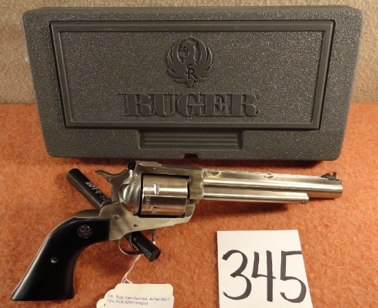 Ruger Super Blackhawk, .44 Rem Mag, in Case, SN:88-42653 (Handgun)