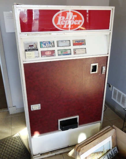 Dr. Pepper Pop Machine