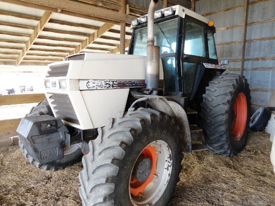 Case 3294 MFWA Tractor, 3-Pt., PTO, 3-Hyd., 3210 Hrs., on Rebuilt End, Rear End Work Done Also