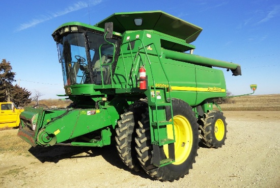 JD 9650 STS Combine, 3424 Engine Hrs., 2396 Sep. Hrs., 20.8x42 Duals, Thru JD Shop Summer 2017