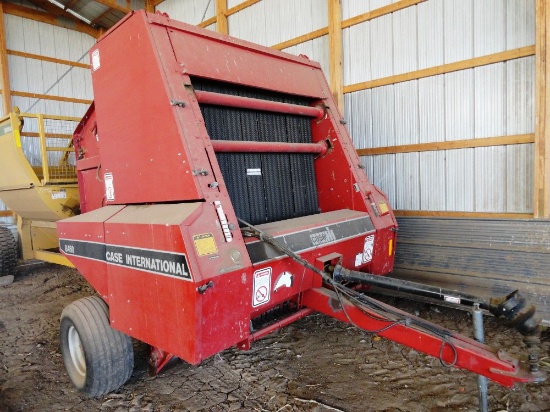 Case IH 8460 Round Baler, Twine Tie