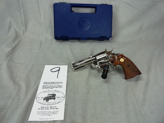 Colt Diamondback, 38-Spl., Blue Plastic Case, Nickel, 4” Bbl., Wood Grips,