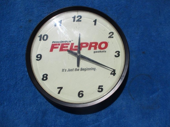 FelPro Gaskets Clock 16" in Diameter, Works Well