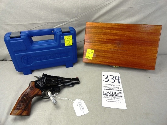 S&W M.29-10, 44 Magnum Revolver, SN:CZH8712,  New in Wood Presentation Case (Handgun)